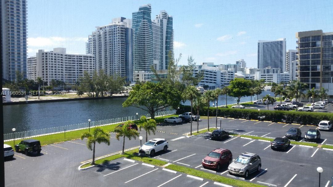 800 Parkview Dr #416 Hallandale Beach, FL 33009