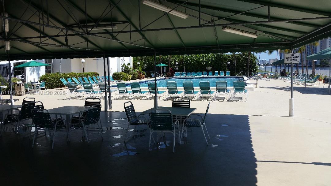 800 Parkview Dr #416 Hallandale Beach, FL 33009