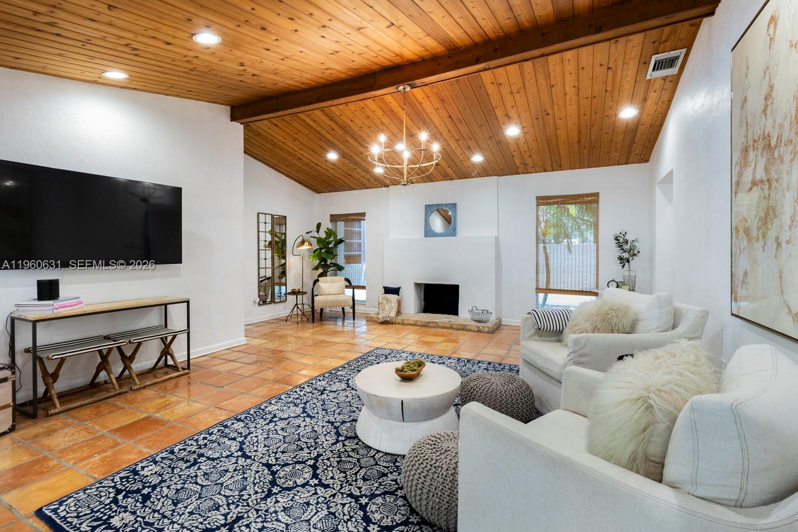 6255 SW 99th Ter Pinecrest, FL 33156