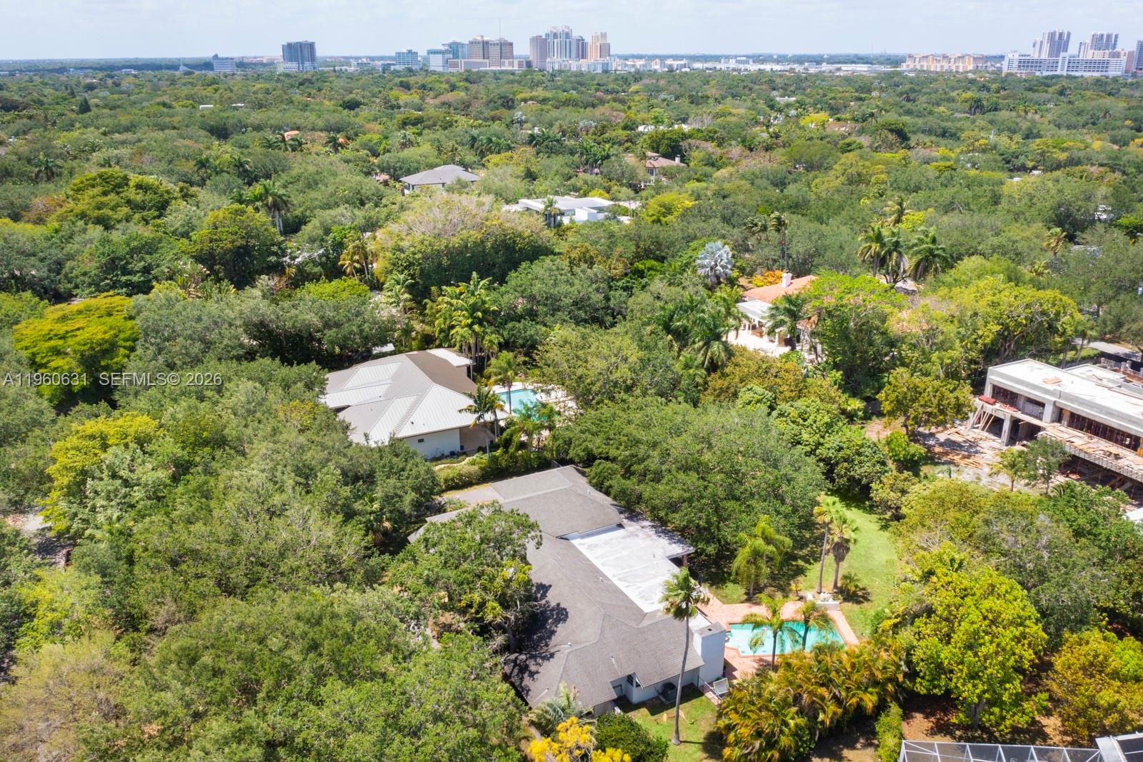 6255 SW 99th Ter Pinecrest, FL 33156