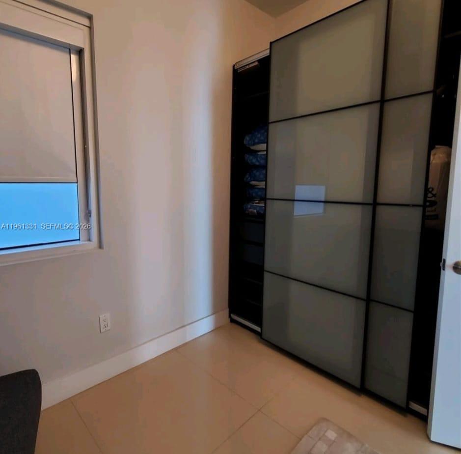 image Paramount Bay11