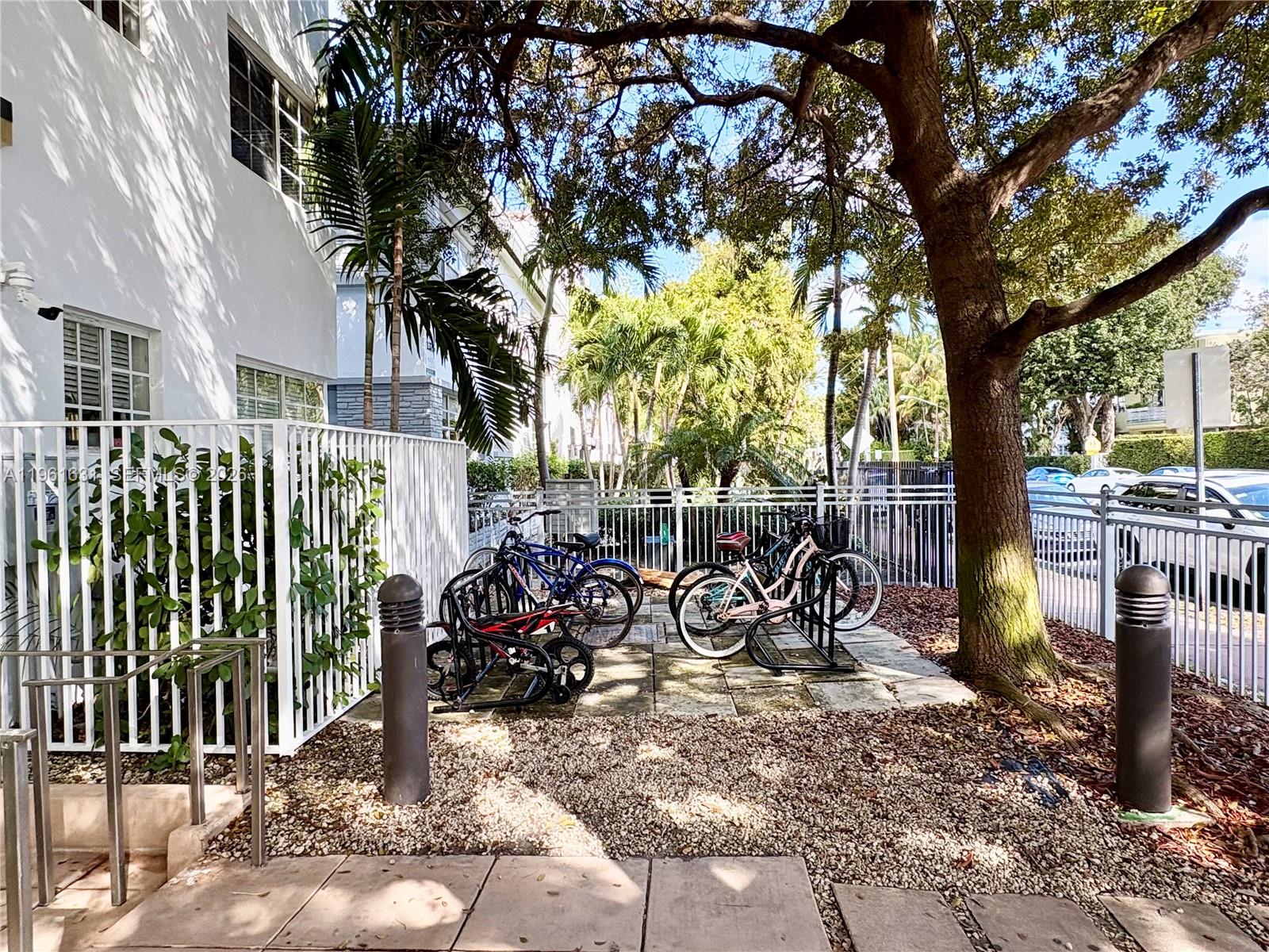 1300 Pennsylvania Ave #305 Miami Beach, FL 33139