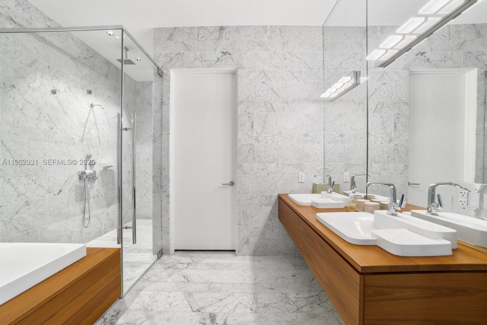 image Grove at Grand Bay11