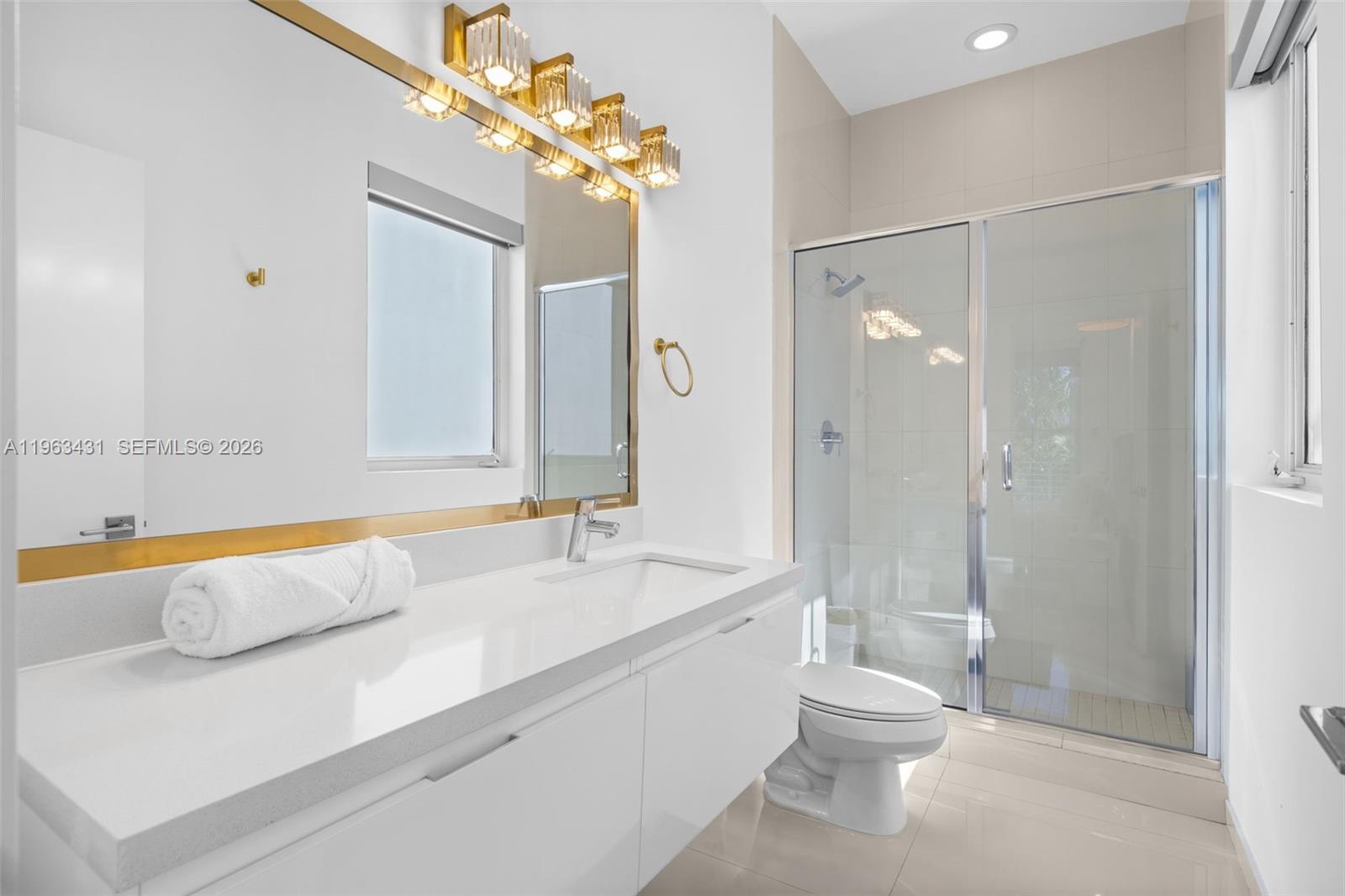 18935 Atlantic Blvd Sunny Isles Beach, FL 33160