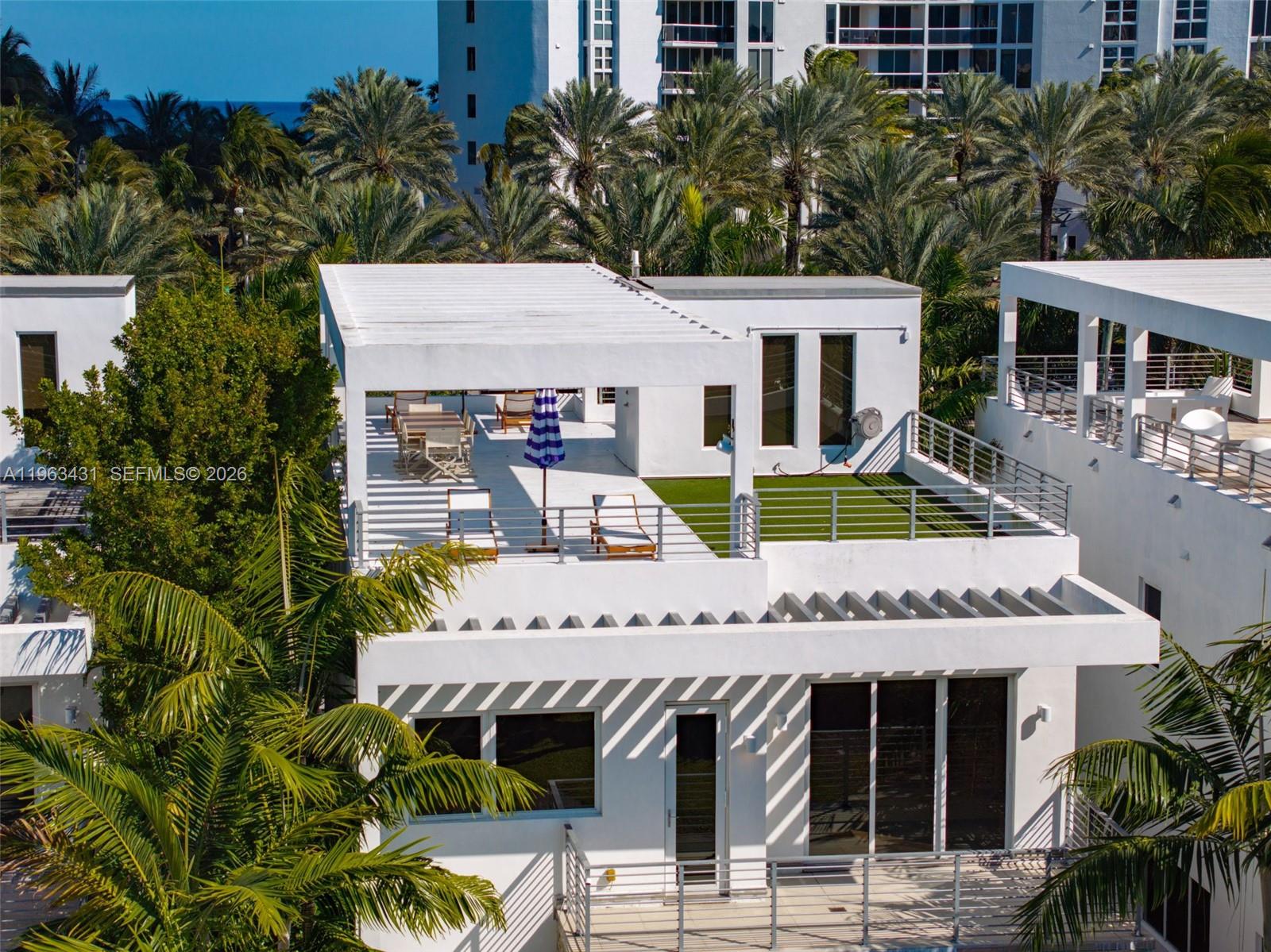 18935 Atlantic Blvd Sunny Isles Beach, FL 33160