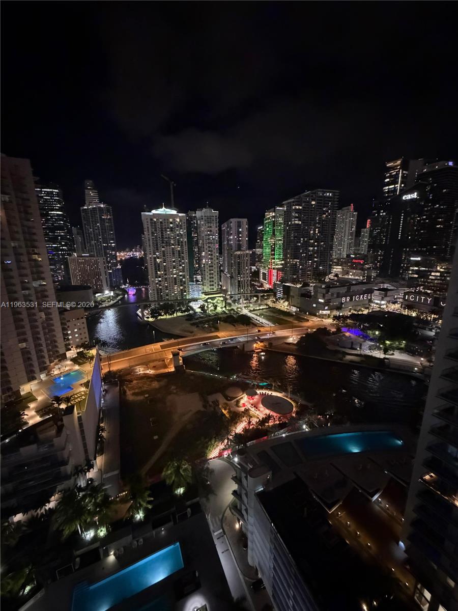 image The Ivy at Riverfront11