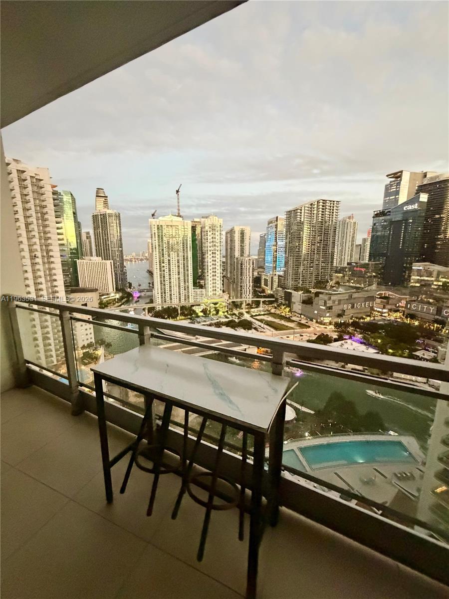 image The Ivy at Riverfront13