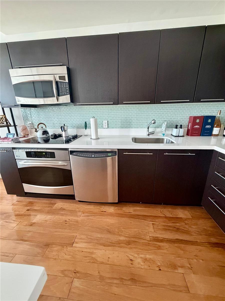 image The Ivy at Riverfront3