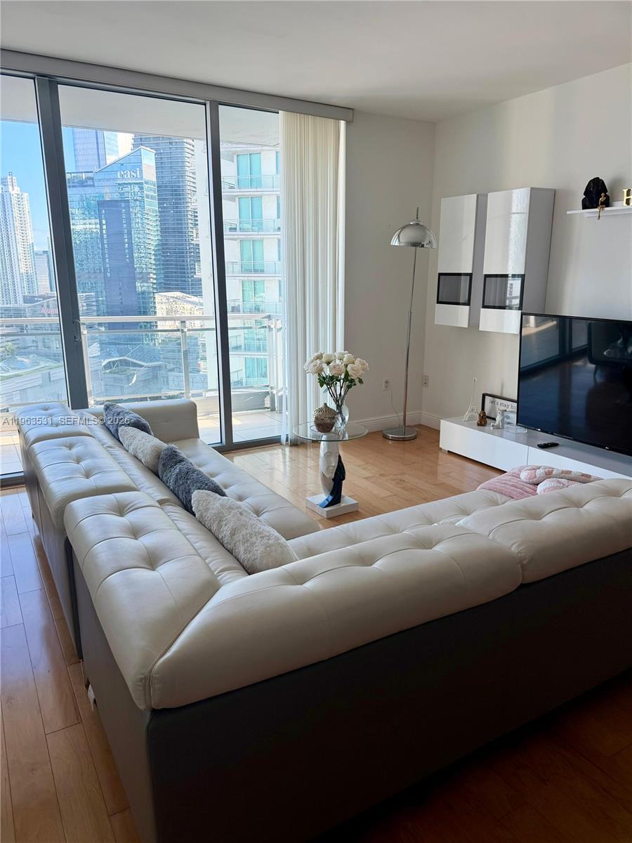 image The Ivy at Riverfront6