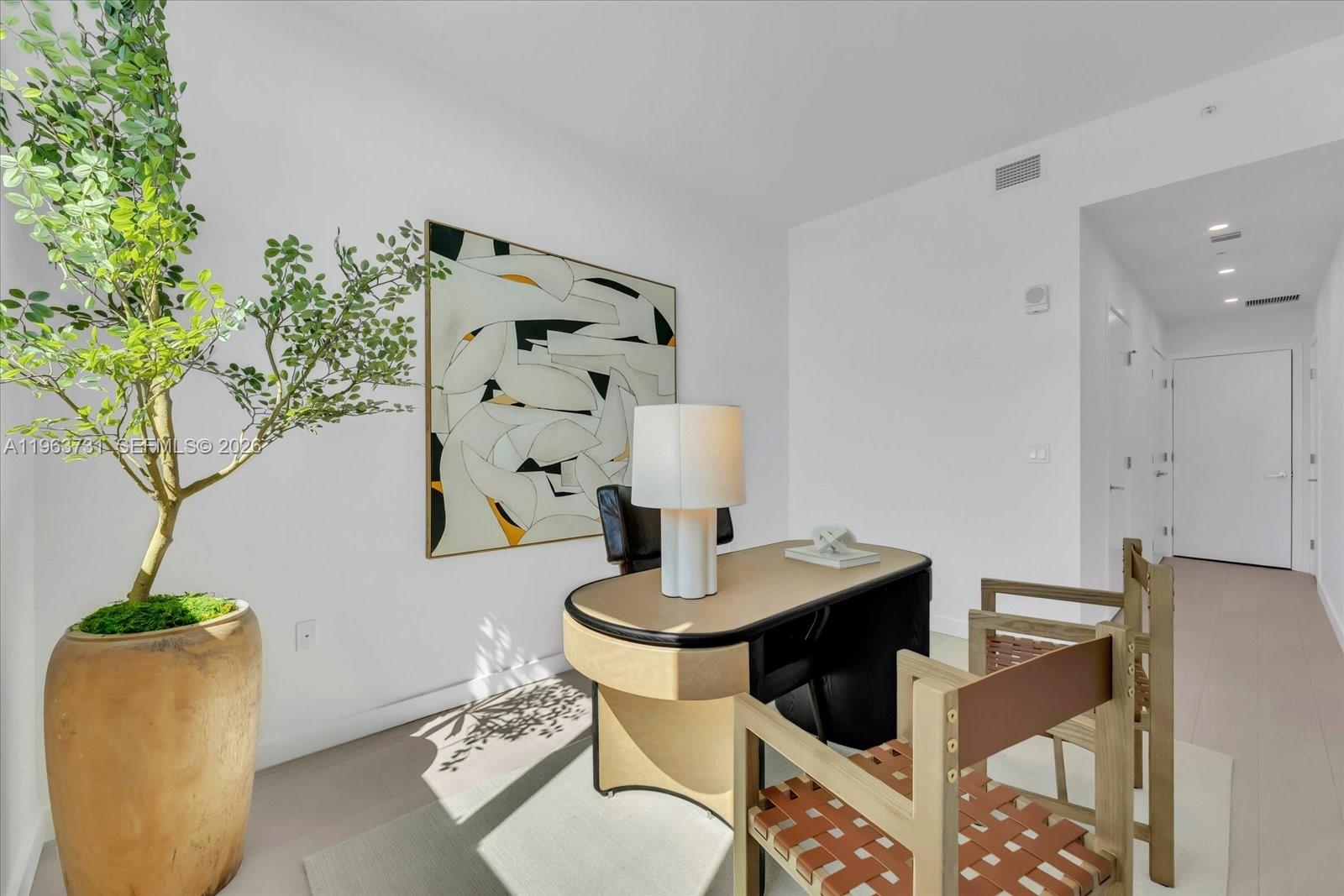 9201 E Bay Hbr Dr #LPH01 Bay Harbor Islands, FL 33154