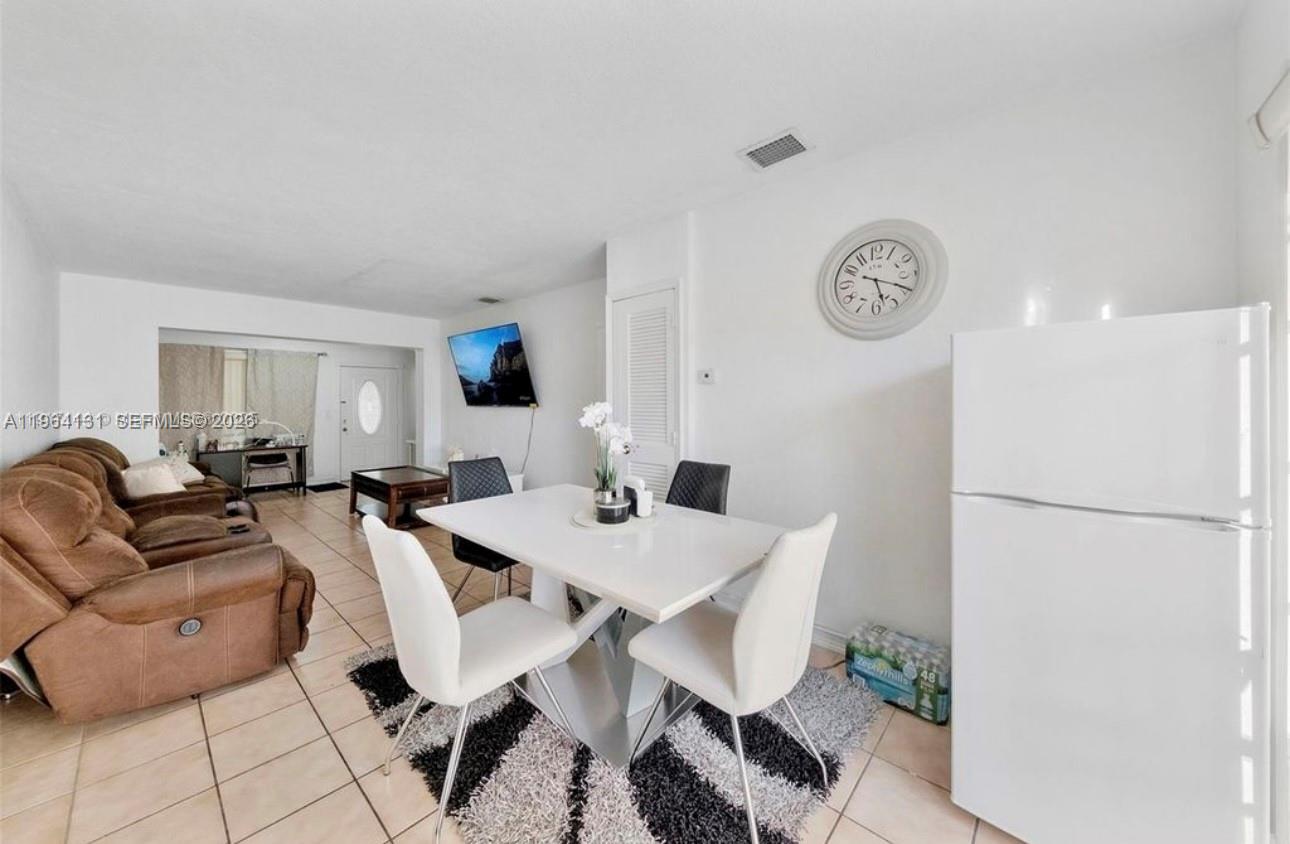 5300 SW 6th St Miami, FL 33134