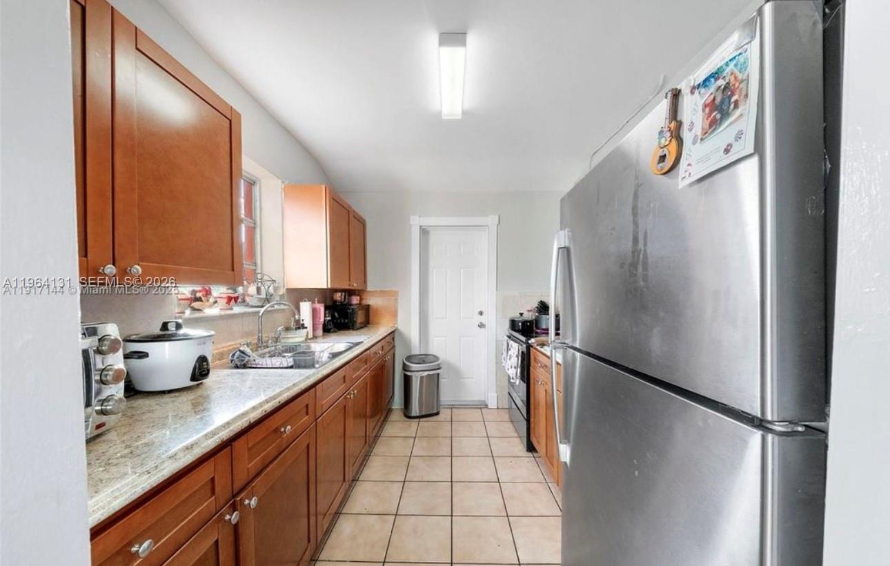 5300 SW 6th St Miami, FL 33134