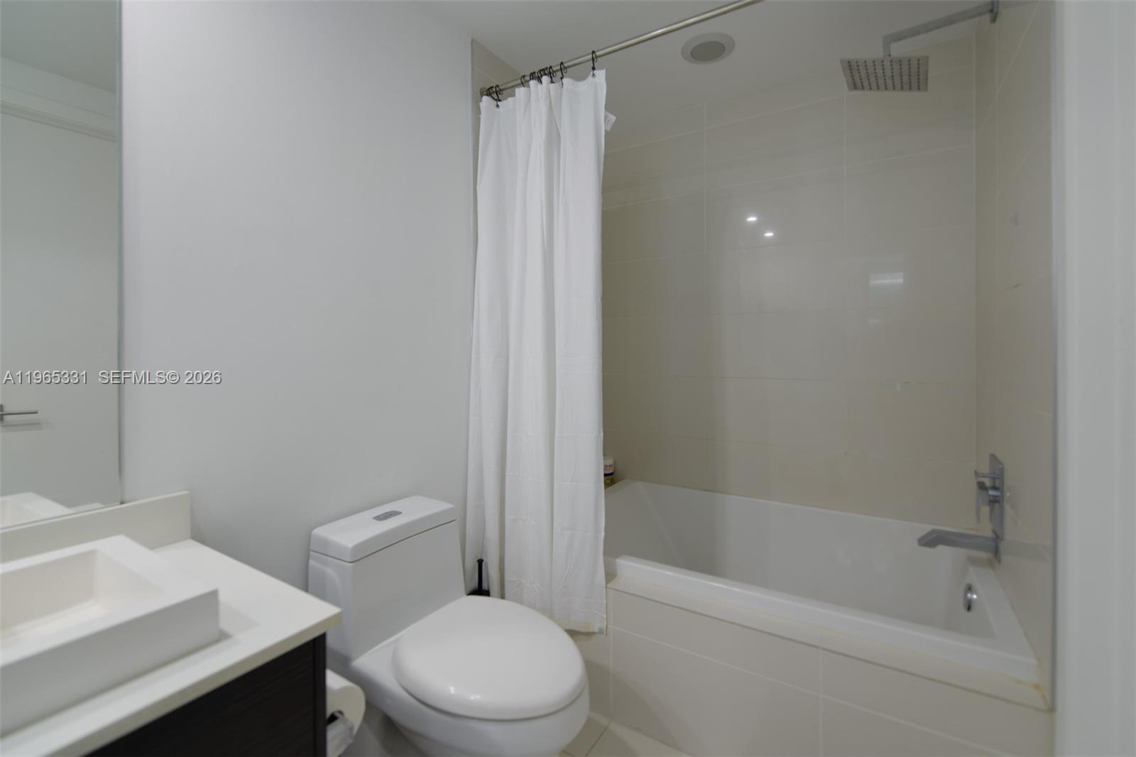 image Brickell Heights East13