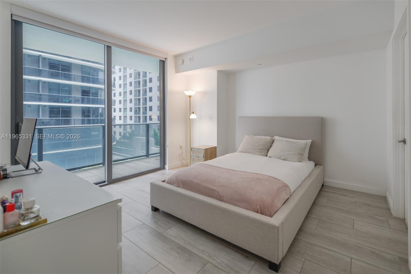 image Brickell Heights East14