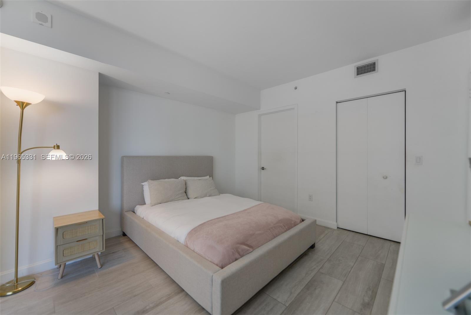 image Brickell Heights East16