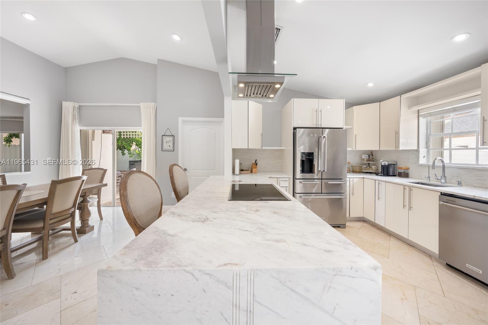 15642 SW 59th St Miami, FL 33193