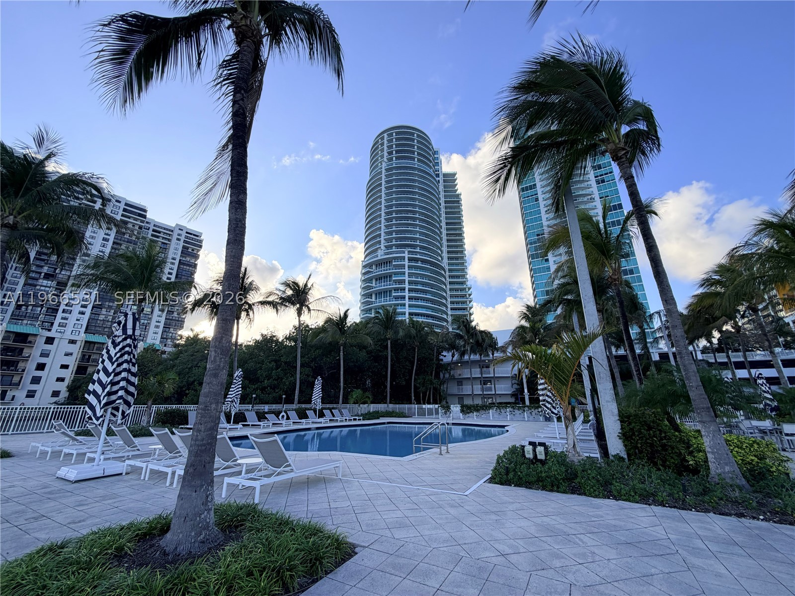 image Skyline on Brickell35