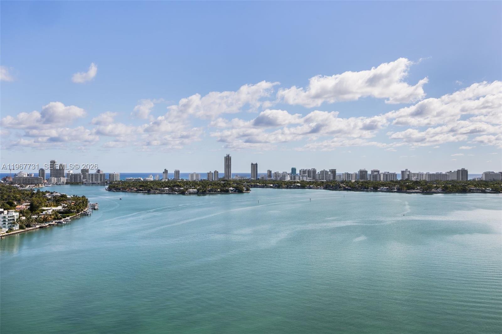 7601 E Treasure Dr #2319