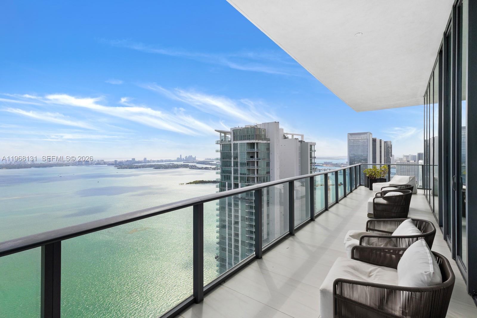 480 NE 31st St #PH5001 Miami, FL 33137