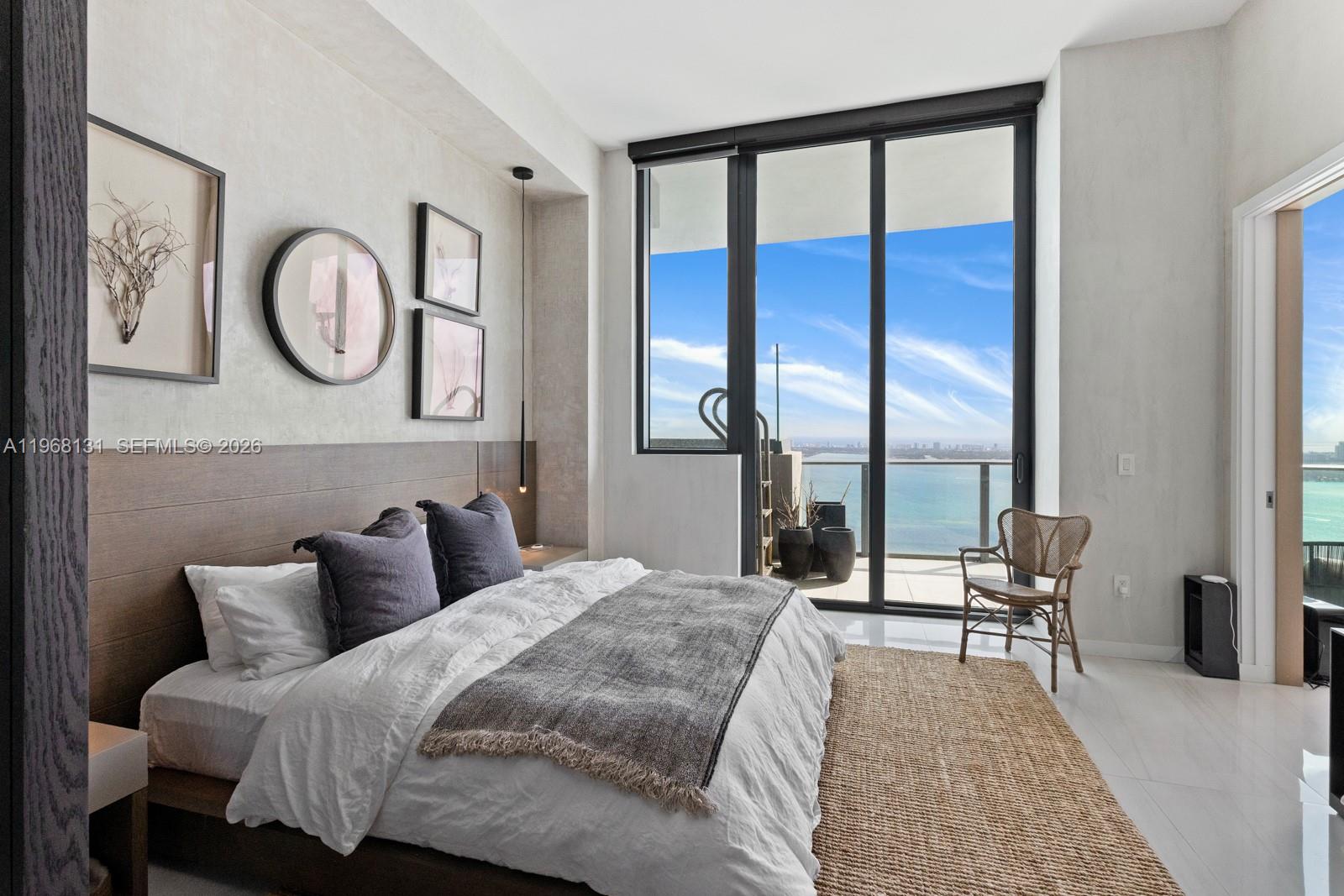 480 NE 31st St #PH5001 Miami, FL 33137