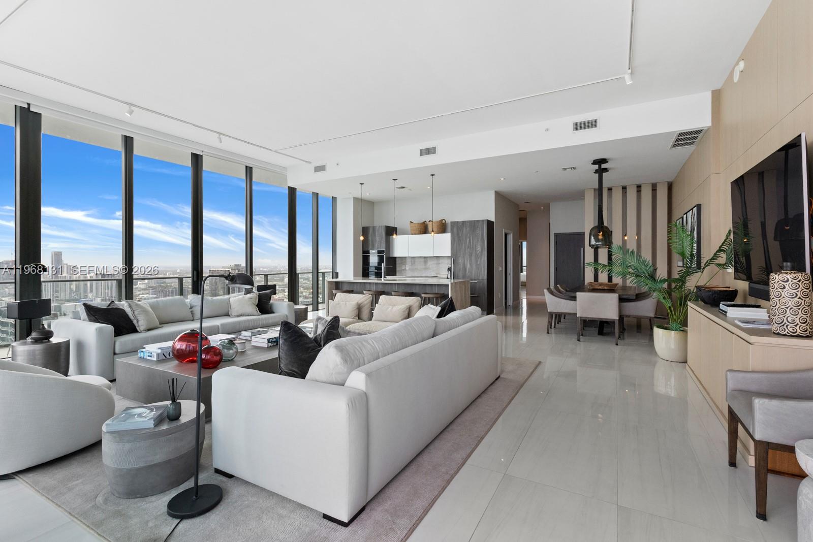 480 NE 31st St #PH5001 Miami, FL 33137