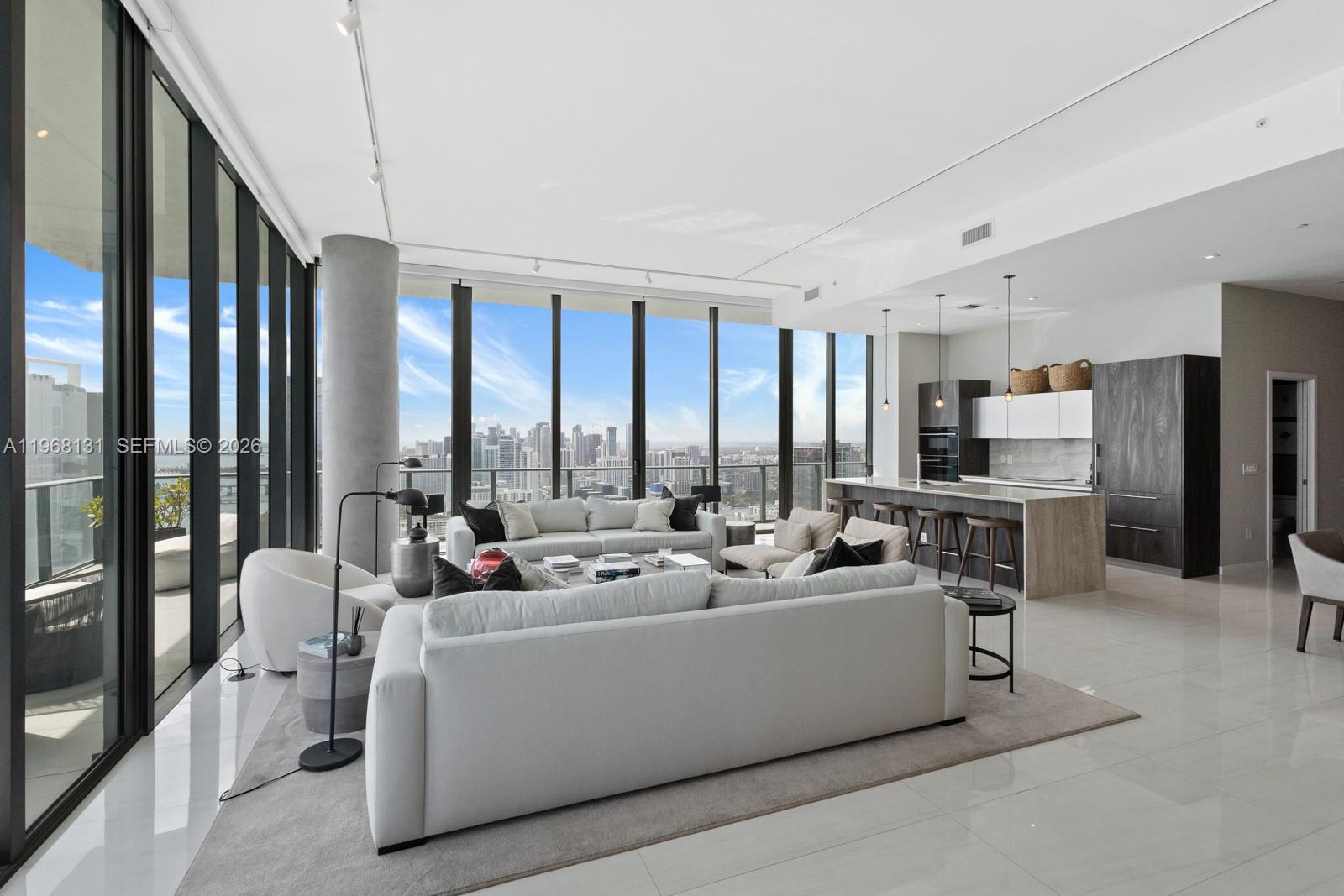 480 NE 31st St #PH5001 Miami, FL 33137