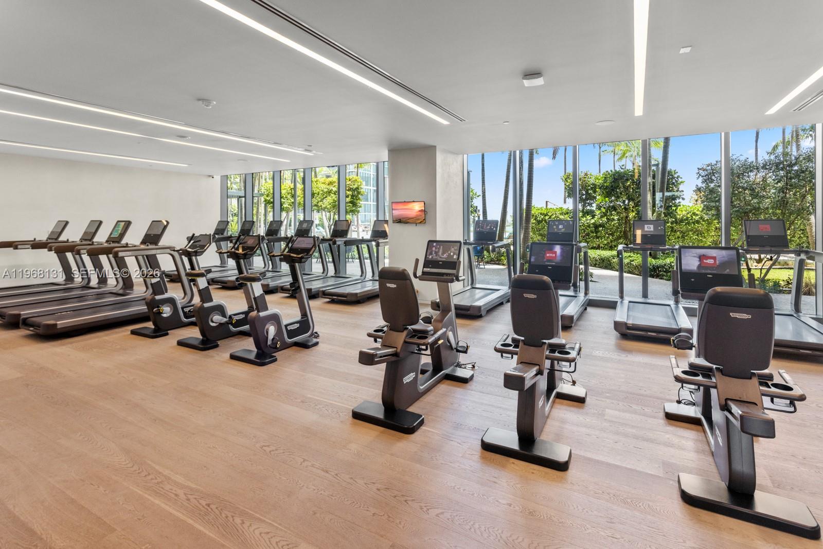 480 NE 31st St #PH5001 Miami, FL 33137