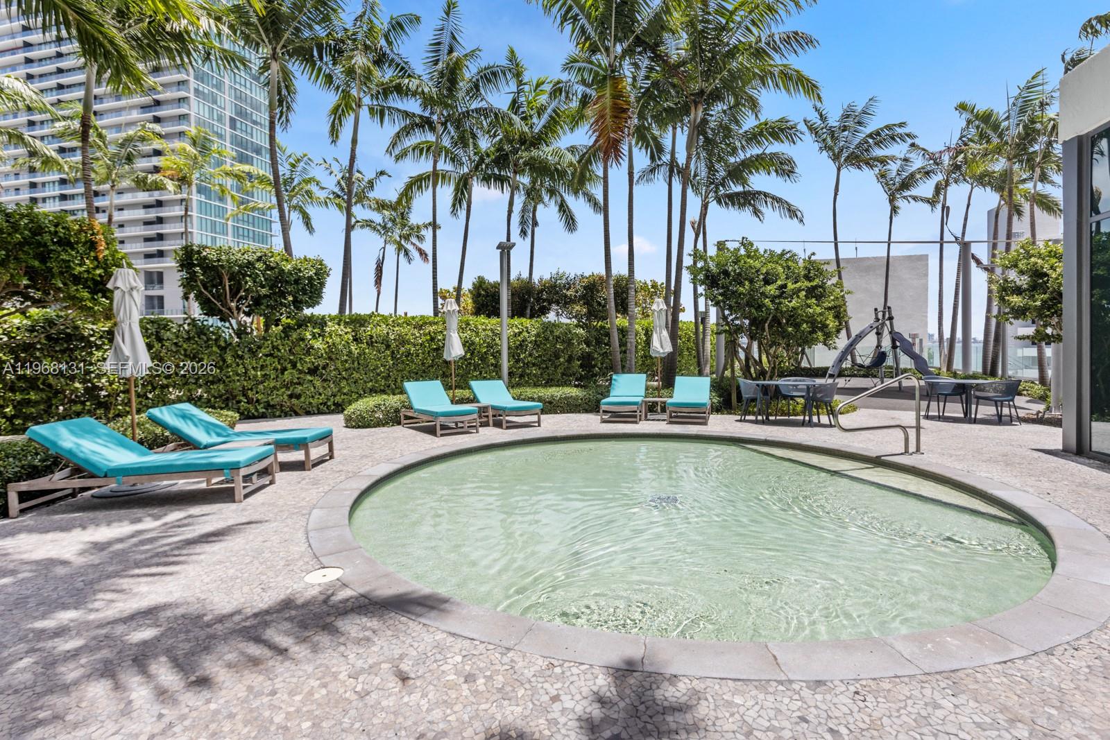 480 NE 31st St #PH5001 Miami, FL 33137