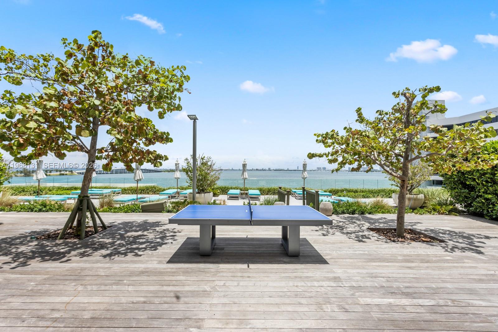 480 NE 31st St #PH5001 Miami, FL 33137