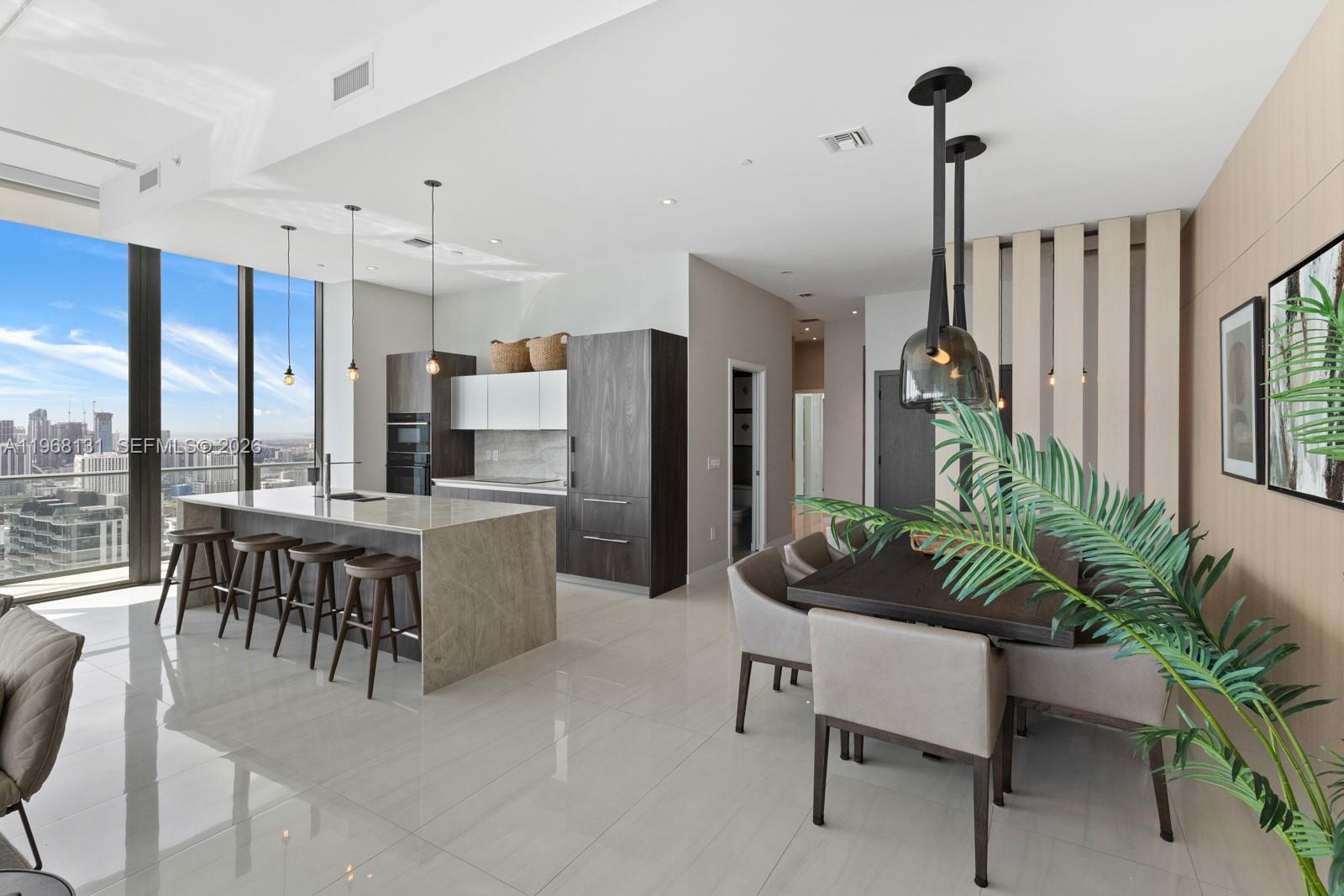 480 NE 31st St #PH5001 Miami, FL 33137