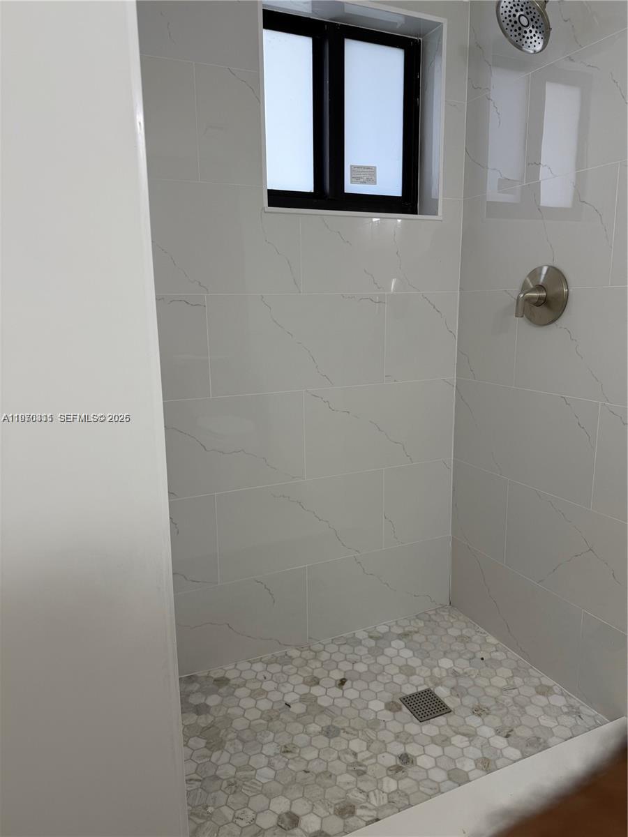 20281 E Country Clb Dr #CAB19 Aventura, FL 33180