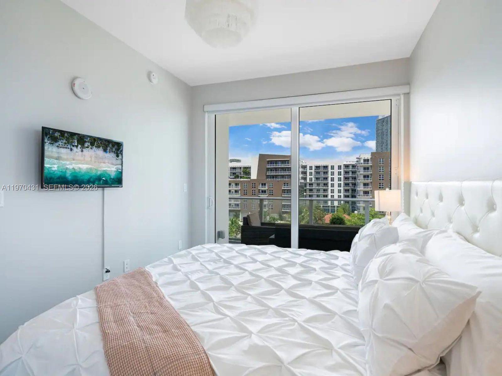 image 26 Edgewater12