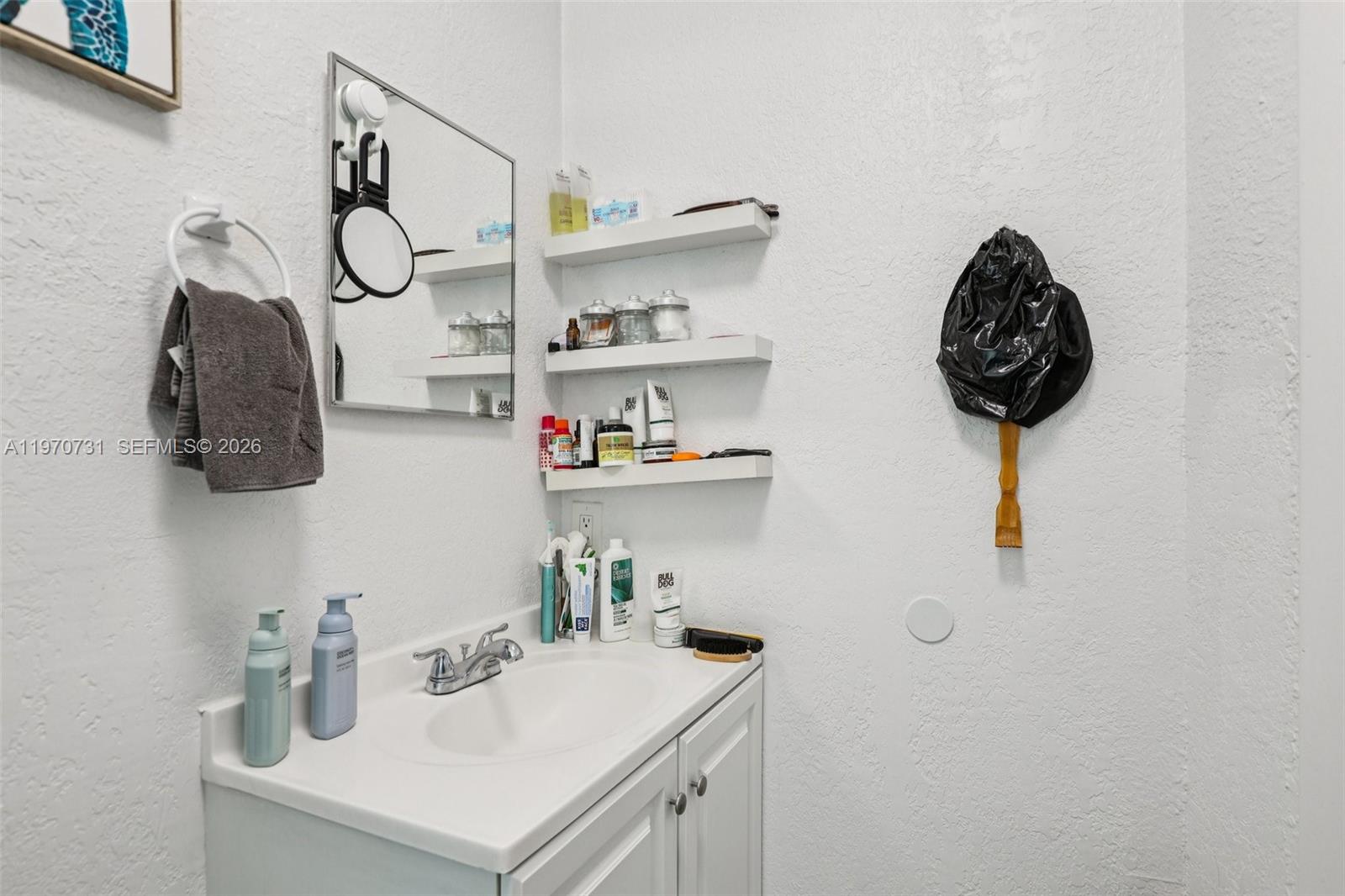 6402 NW 8th Ave Miami, FL 33150