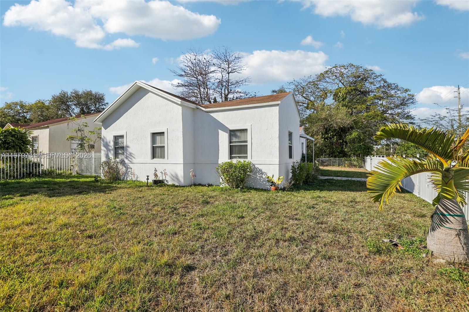 6402 NW 8th Ave Miami, FL 33150