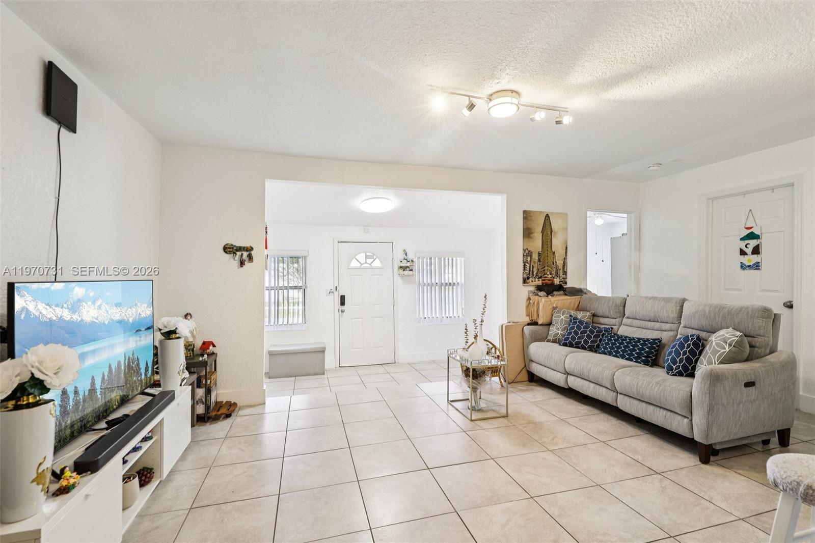 6402 NW 8th Ave Miami, FL 33150