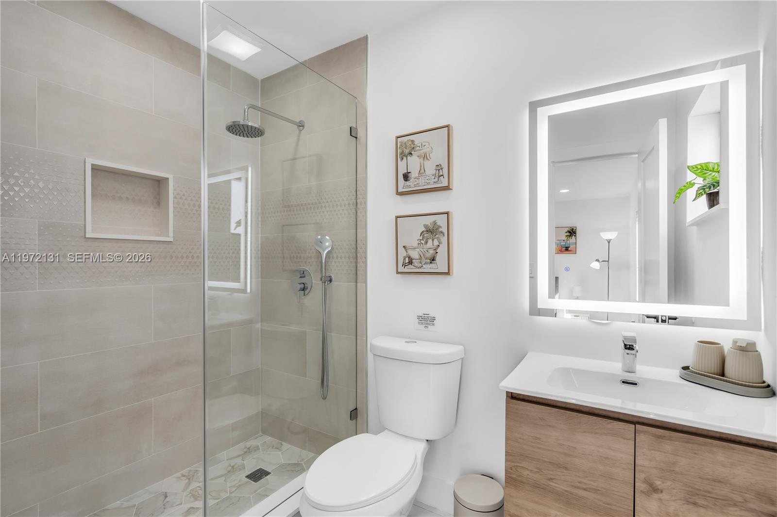 348 NE 117th St Miami, FL 33161