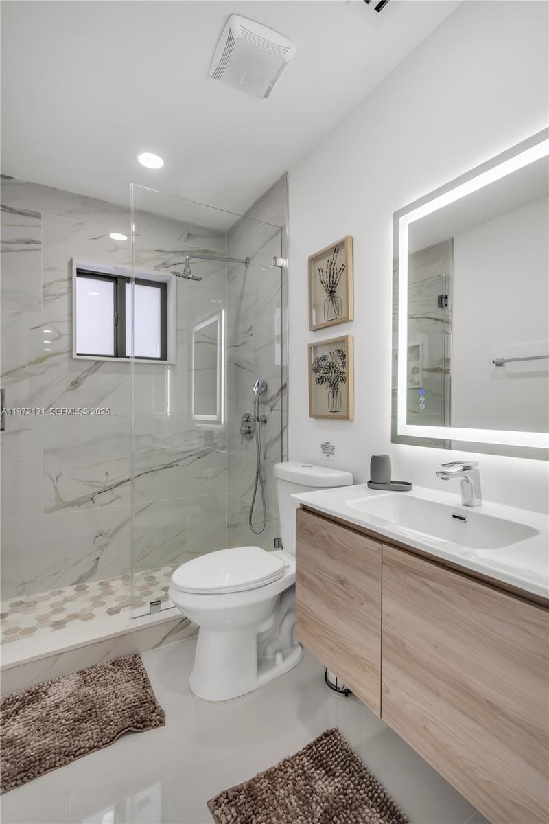 348 NE 117th St Miami, FL 33161