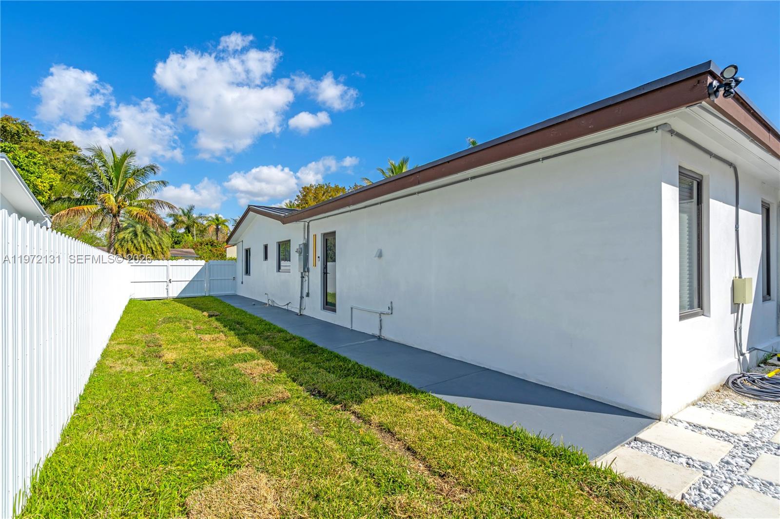 348 NE 117th St Miami, FL 33161