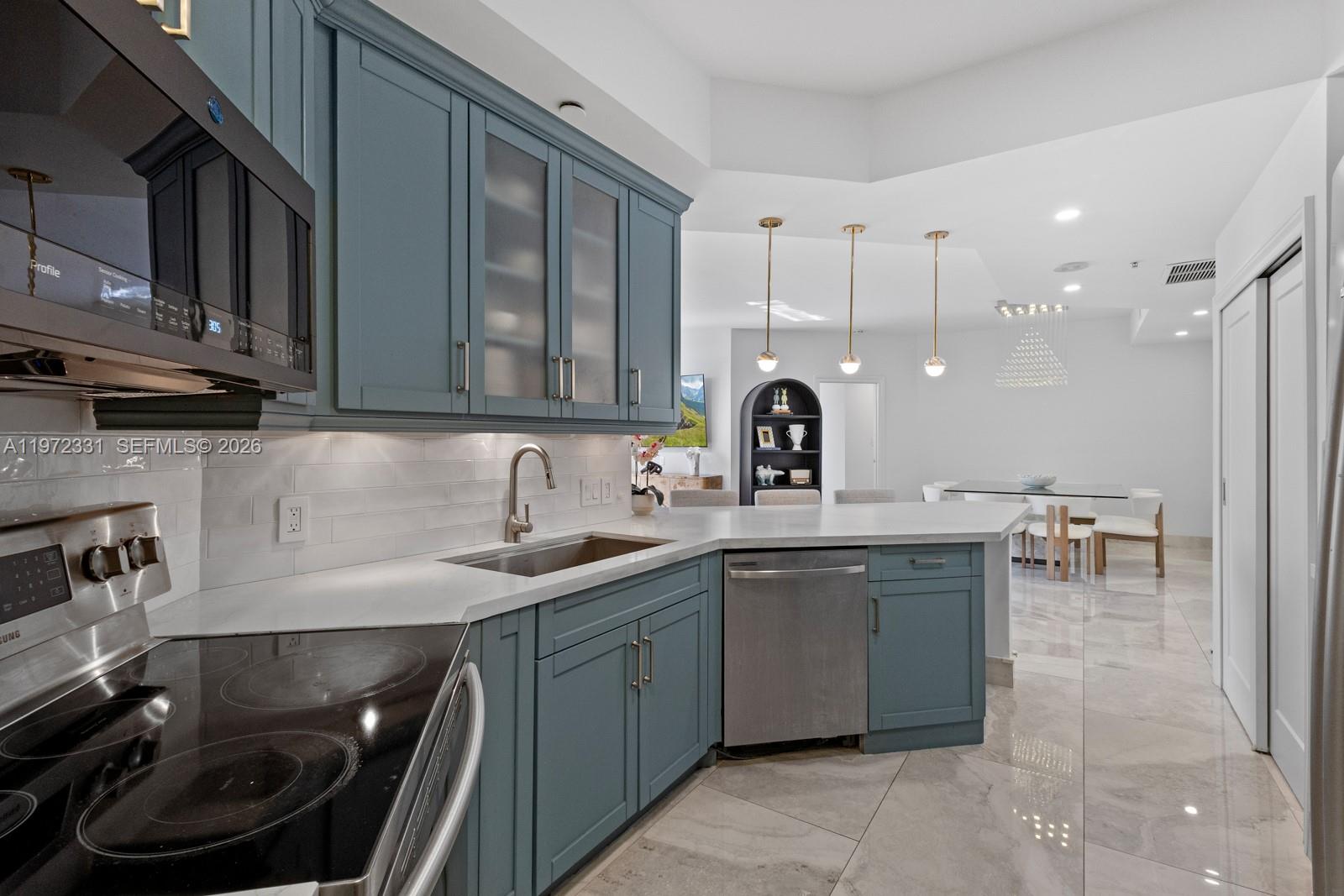 888 W Brickell Key Dr #1200 Miami, FL 33131