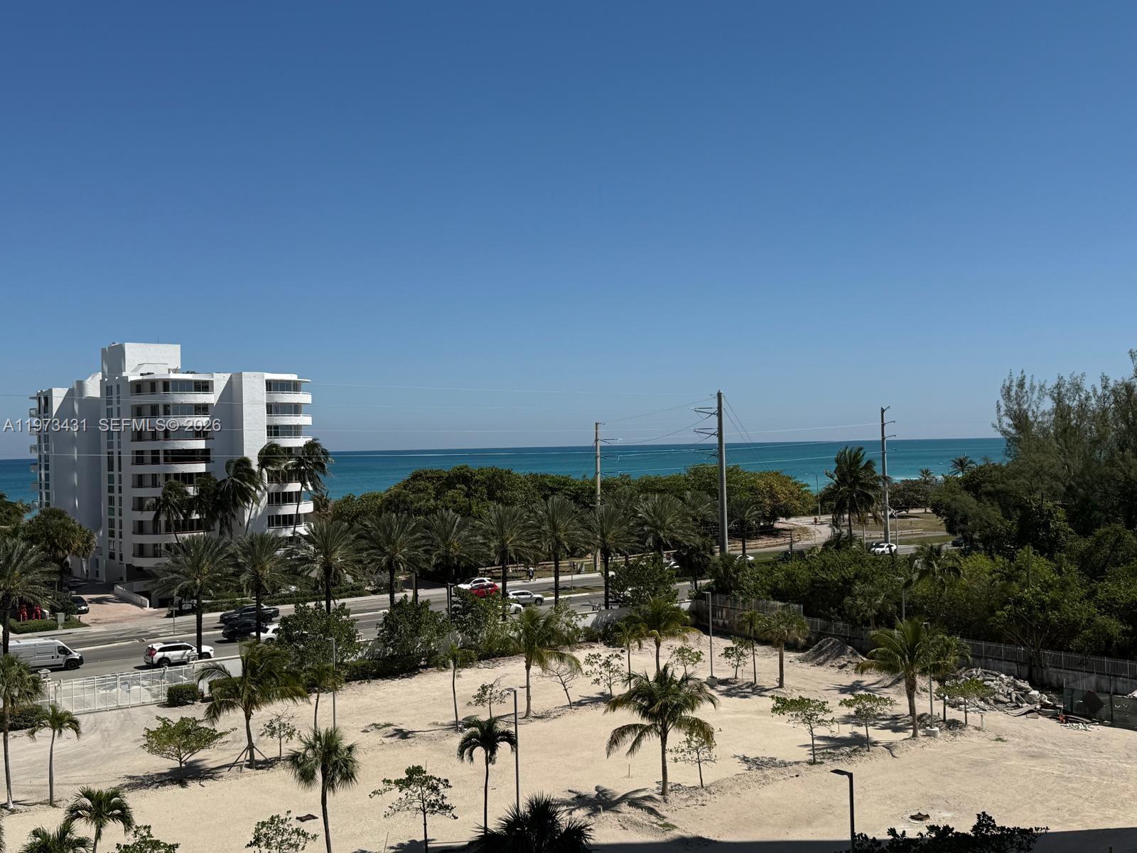 image Arlen House East14