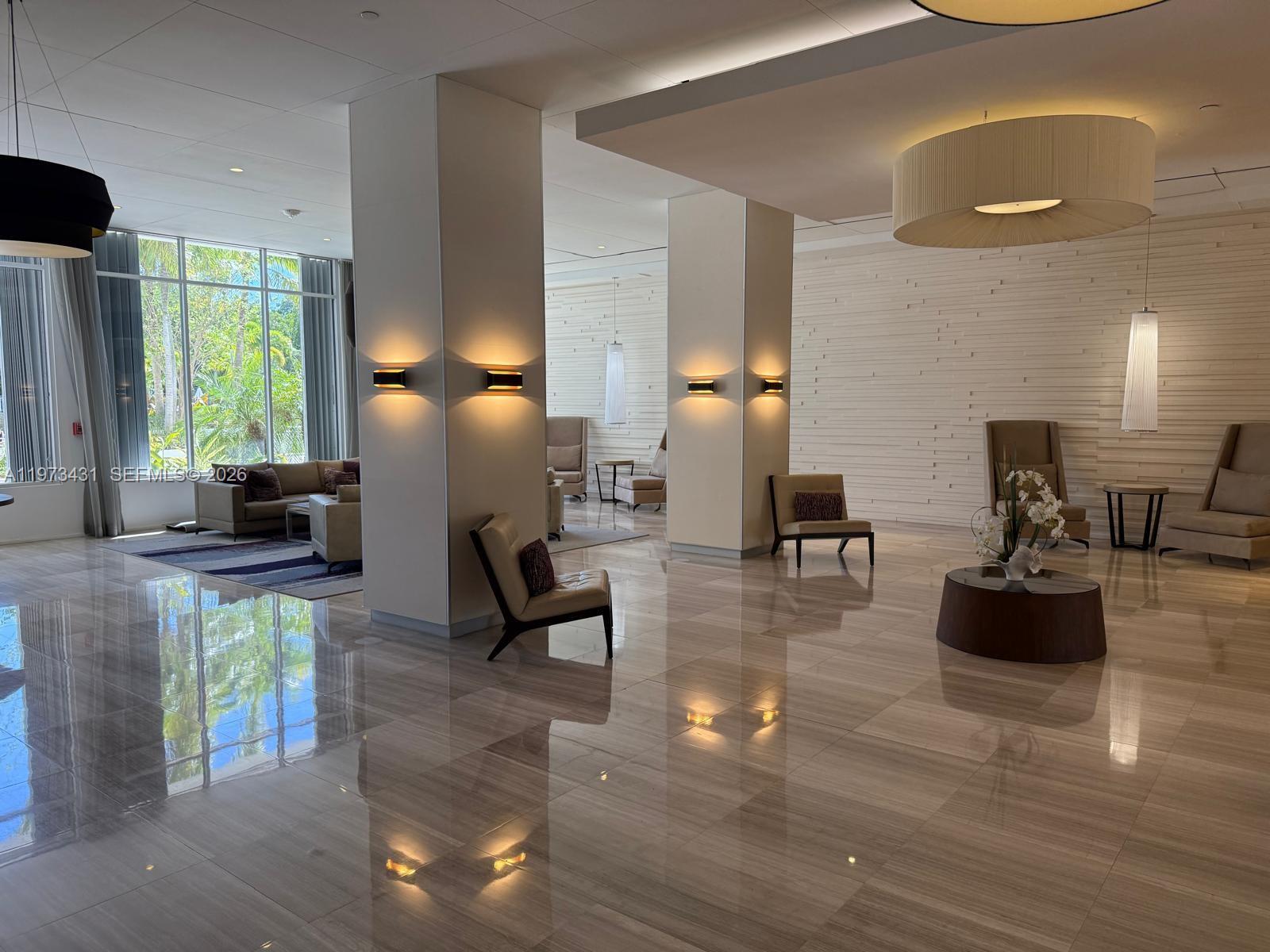 image Arlen House East1