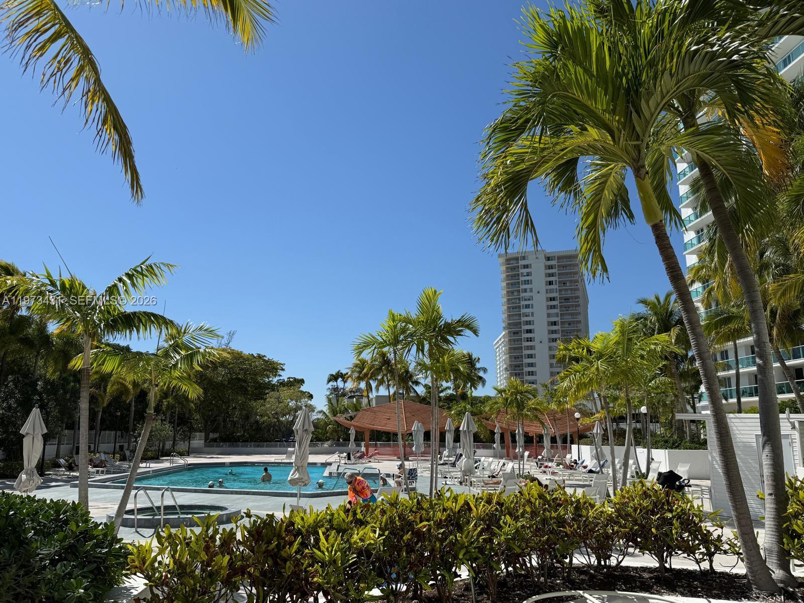 image Arlen House East22