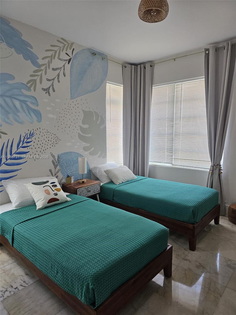 801 8th St #201 Miami Beach, FL 33139