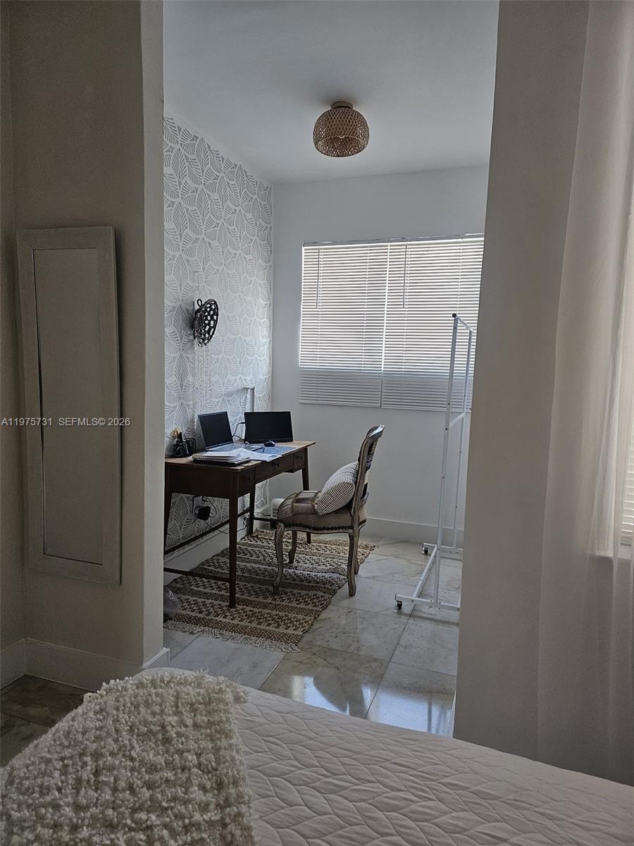 801 8th St #201 Miami Beach, FL 33139