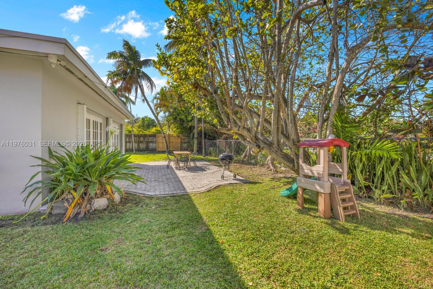 8230 SW 63rd Pl Miami, FL 33143