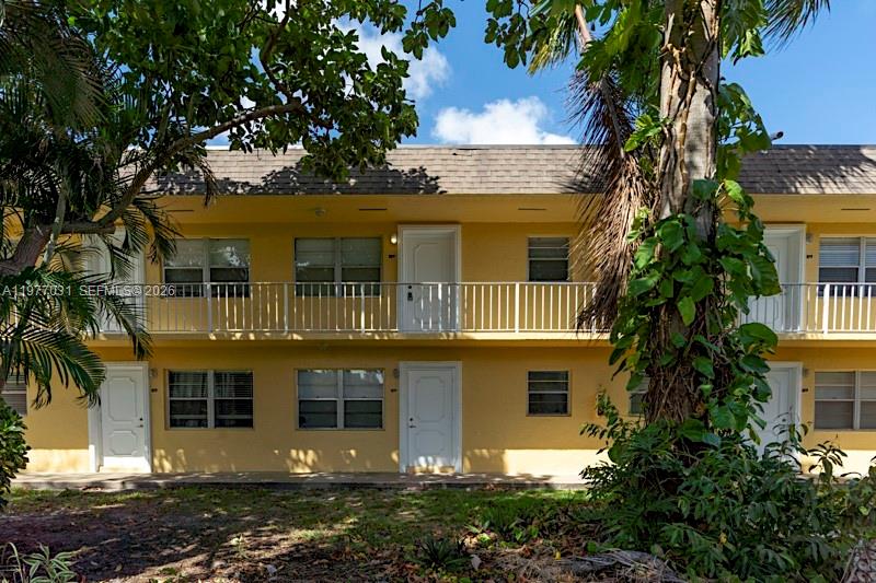 5192 NE 6th Ave #820