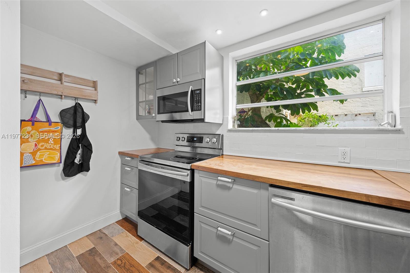 1211 Pennsylvania Ave #A1 Miami Beach, FL 33139