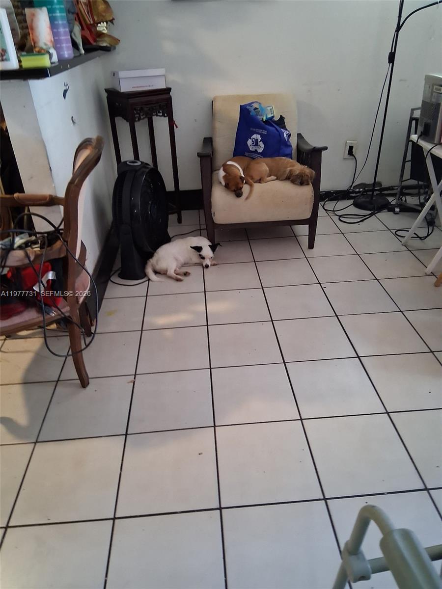 960 SW 13th Ct Miami, FL 33135