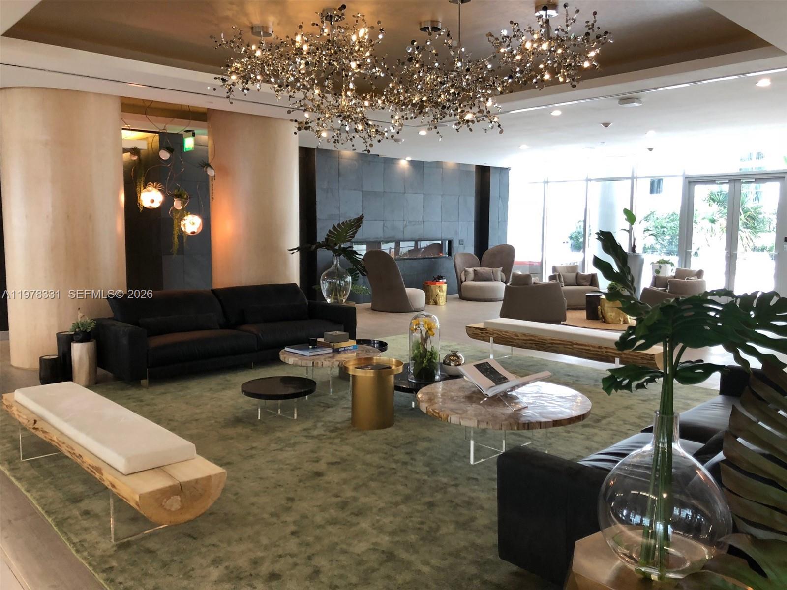 488 NE 18th St #2302 Miami, FL 33132