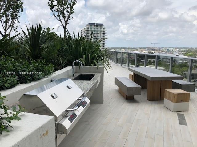 488 NE 18th St #2302 Miami, FL 33132